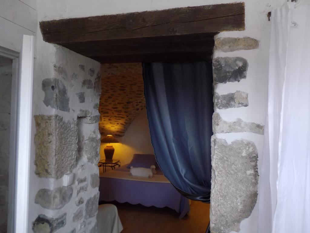 Chambres D'Hote Les Jardins De Prasserat Vallon-Pont-dʼArc Pokój zdjęcie