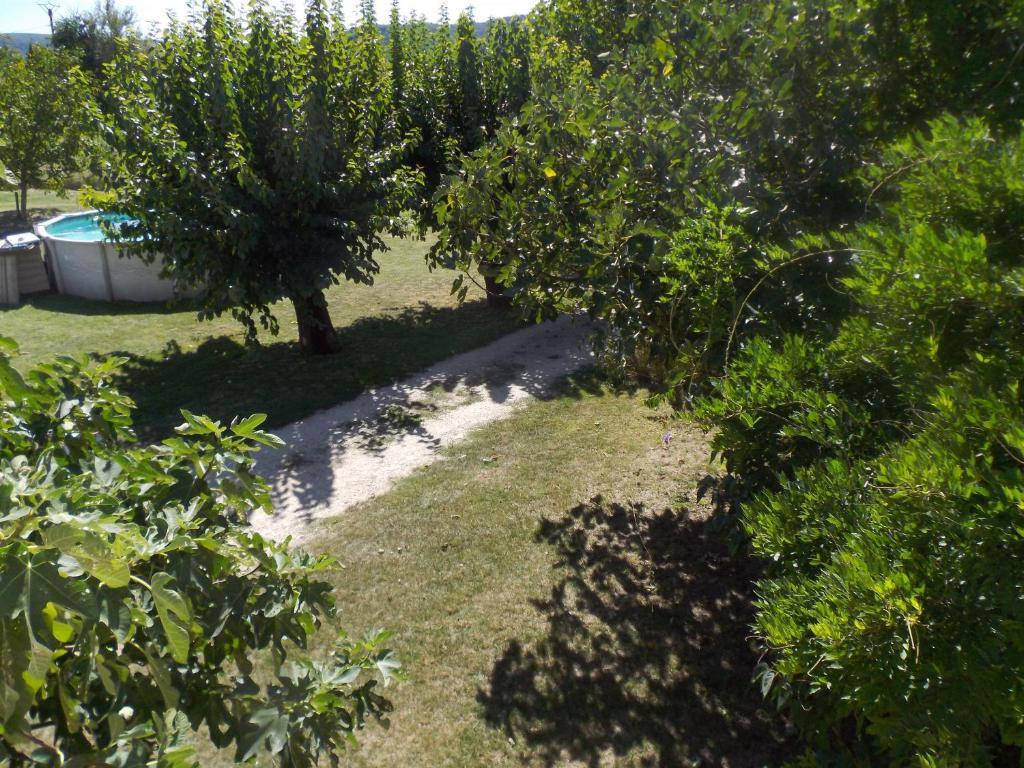 Chambres D'Hote Les Jardins De Prasserat Vallon-Pont-dʼArc Pokój zdjęcie